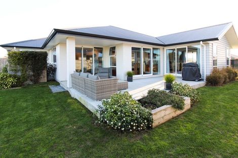 Photo of property in 28 Feist Street, Carterton, 5713