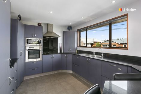 Photo of property in 255 Kenmure Road, Kenmure, Dunedin, 9011