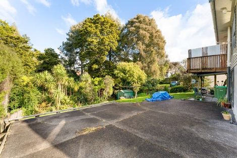 Photo of property in 49 Pupuke Road, Birkenhead, Auckland, 0627
