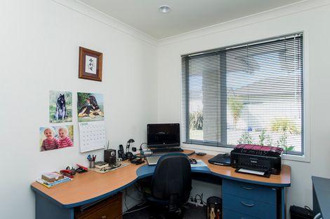 Photo of property in 10 Pohutukawa Grove, Lytton West, Gisborne, 4010