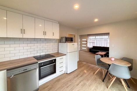 Photo of property in 4/27 Oxley Avenue, St Albans, Christchurch, 8014