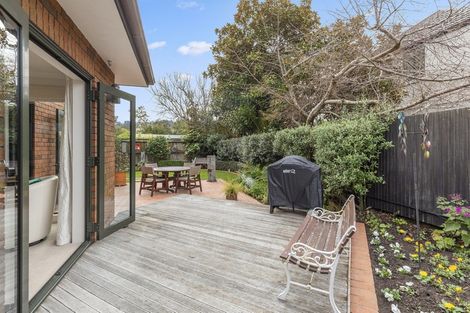 Photo of property in 29 Marina Grove, Hutt Central, Lower Hutt, 5010