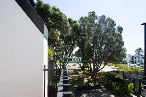 Photo of property in 12 Mayfly Lane, Hobsonville, Auckland, 0616