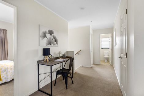 Photo of property in 5 Padstow Place, Camborne, Porirua, 5026