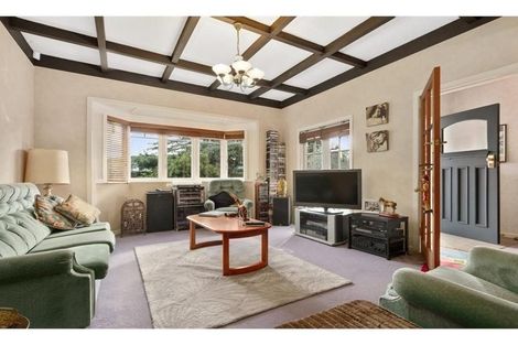 Photo of property in 27 Wattle Street, New Lynn, Auckland, 0600