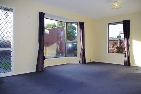 Photo of property in 3/51 Marshland Road, Shirley, Christchurch, 8061