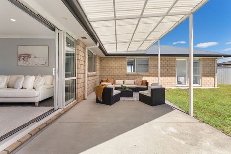Photo of property in 11 Te Kio Crescent, Papamoa Beach, Papamoa, 3118