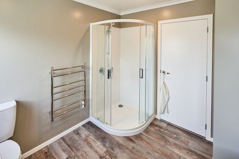 Photo of property in 42 Ruahine Street, Trentham, Upper Hutt, 5018