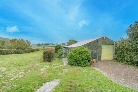 Photo of property in 105 Barrett Road, Temple View, Hamilton, 3290