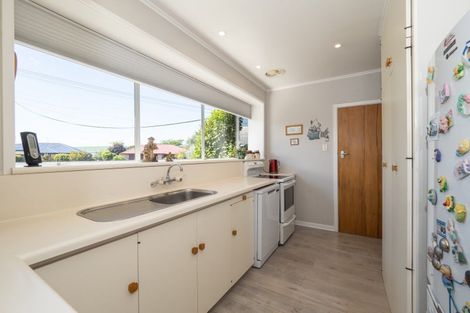 Photo of property in 52 Mcmurdo Street, Tinwald, Ashburton, 7700