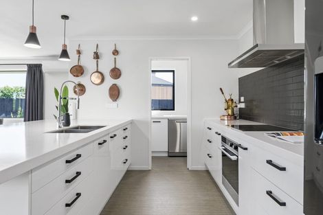 Photo of property in 8c East Ridge Grove, Newstead, Hamilton, 3286