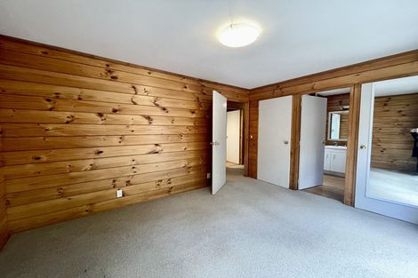 Photo of property in 25 Emlyn Place, Torbay, Auckland, 0630