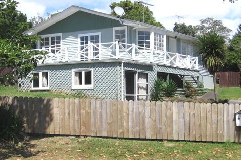 Photo of property in 31 Spinella Drive, Bayview, Auckland, 0629
