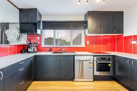 Photo of property in 53b Springs Road, Parakai, 0830