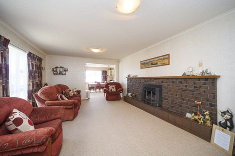 Photo of property in 8 Grange Place, Milson, Palmerston North, 4414