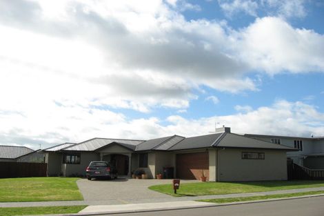 Photo of property in 11 Fairview Place, Havelock North, 4130