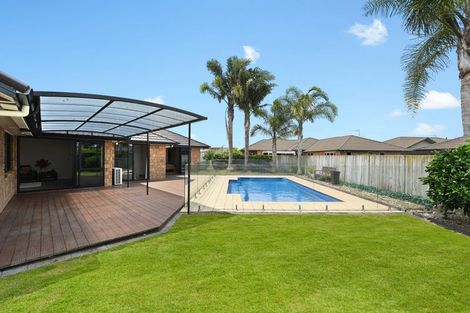 Photo of property in 5 Mosslea Court, Rototuna North, Hamilton, 3210