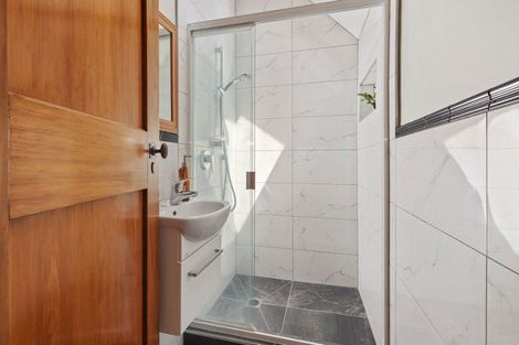 Photo of property in 25 Hawkestone Street, Thorndon, Wellington, 6011