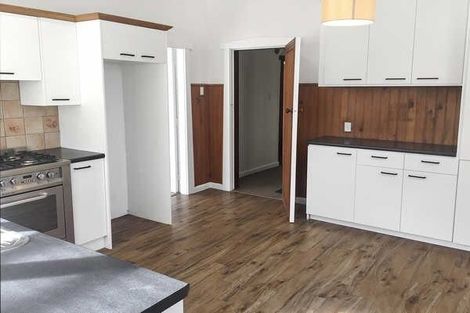 Photo of property in 39 Straven Road, Riccarton, Christchurch, 8011