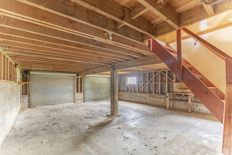 Photo of property in 12 Domain Road, Waipawa, 4210