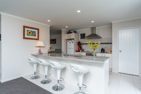 Photo of property in 17 Kedge Drive, Mangawhai, 0505