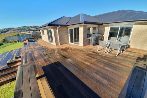 Photo of property in 3 Gibraltar Way, Fitzherbert, Palmerston North, 4410