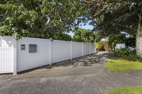 Photo of property in 187 South Road, Hawera, 4610