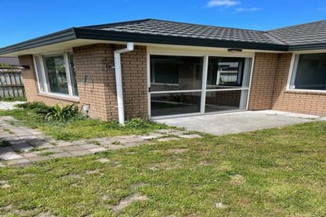 Photo of property in 2/17 Cardigan Bay Place, Addington, Christchurch, 8024