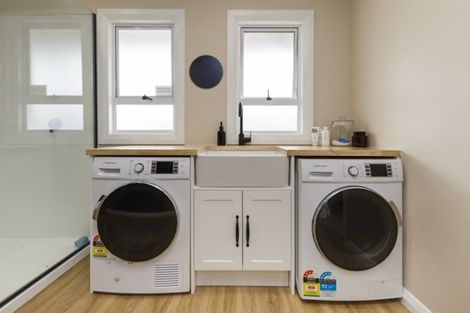 Photo of property in 19 Carlisle Street, Milson, Palmerston North, 4414