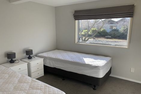 Photo of property in 6 Cherry Court, Wanaka, 9305