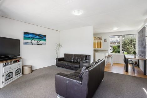 Photo of property in 470 Hibiscus Coast Highway, Orewa, 0931