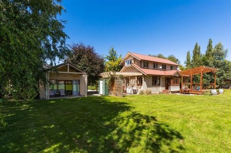 Photo of property in 20 Mountain View Road, Dalefield, Queenstown, 9371