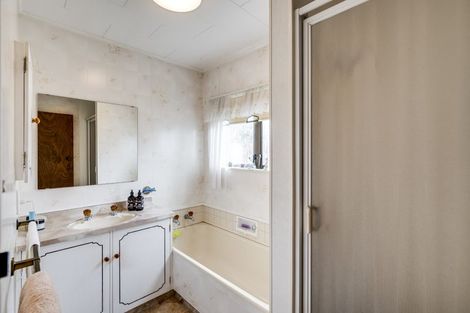 Photo of property in 58 Spriggs Crescent, Greenmeadows, Napier, 4112