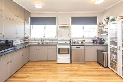 Photo of property in 27 Roberts Avenue, Aramoho, Whanganui, 4500