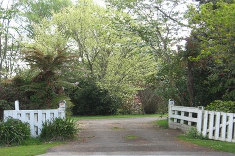 Photo of property in 25 Holden Avenue, Holdens Bay, Rotorua, 3010