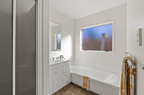 Photo of property in 2/78 Inwoods Road, Parklands, Christchurch, 8083