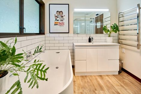 Photo of property in 850a Paekakariki Hill Road, Paekakariki Hill, Porirua, 5381