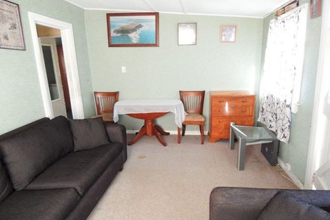 Photo of property in 138 Newcastle Street, Mahia, 4198