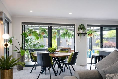 Photo of property in 10 Magnolia Close, Te Kauwhata, 3710