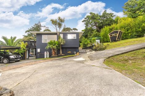 Photo of property in 1/135a Glengarry Road, Glen Eden, Auckland, 0602