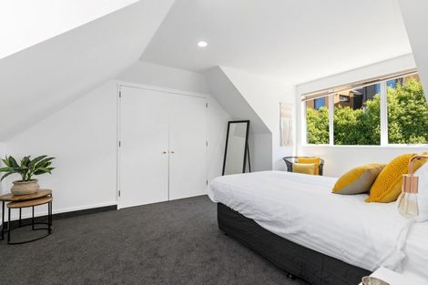 Photo of property in 34b Sainsbury Road, Fernhill, Queenstown, 9300