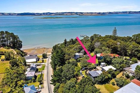 Photo of property in 50 James Mcleod Road, Shelly Beach, Helensville, 0874