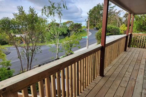 Photo of property in 2/84a Avonleigh Road, Green Bay, Auckland, 0604