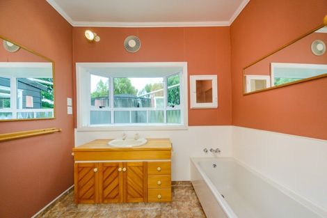 Photo of property in 1633 State Highway 3, Awahuri, Palmerston North, 4476