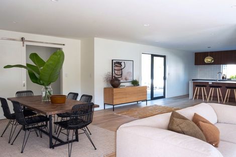 Photo of property in 17 Taruna Place, Havelock North, 4130