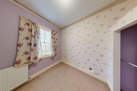 Photo of property in 215 Bridge Street, Bulls, 4818