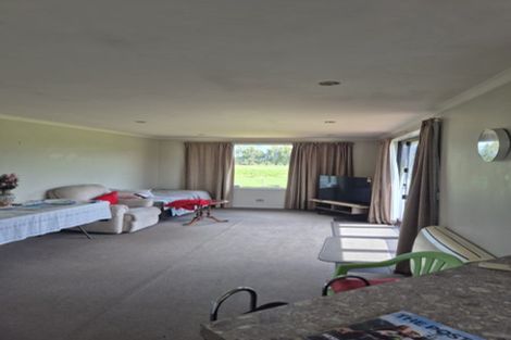 Photo of property in 345 Riccarton Road West, Mosgiel, 9092