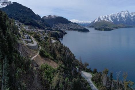 Photo of property in 11 Crystal Lane, Fernhill, Queenstown, 9300