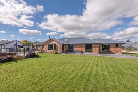 Photo of property in 60 Hollands Road, Tinwald, Ashburton, 7771