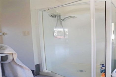 Photo of property in 43 Rathmar Drive, Manurewa, Auckland, 2105